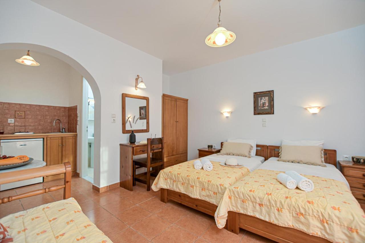 Alykes Studios & Suites Agios Prokopios  Zewnętrze zdjęcie