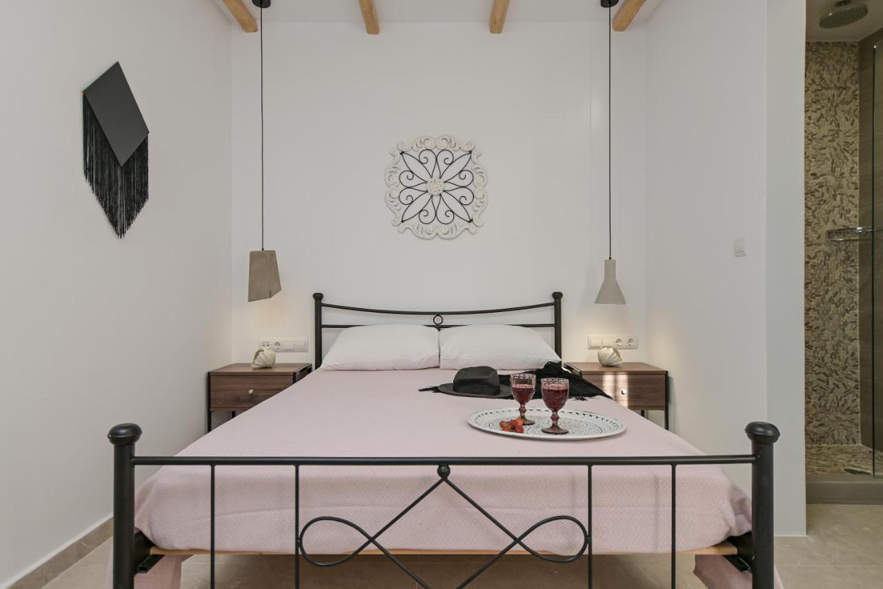 Alykes Studios & Suites Agios Prokopios  Zewnętrze zdjęcie