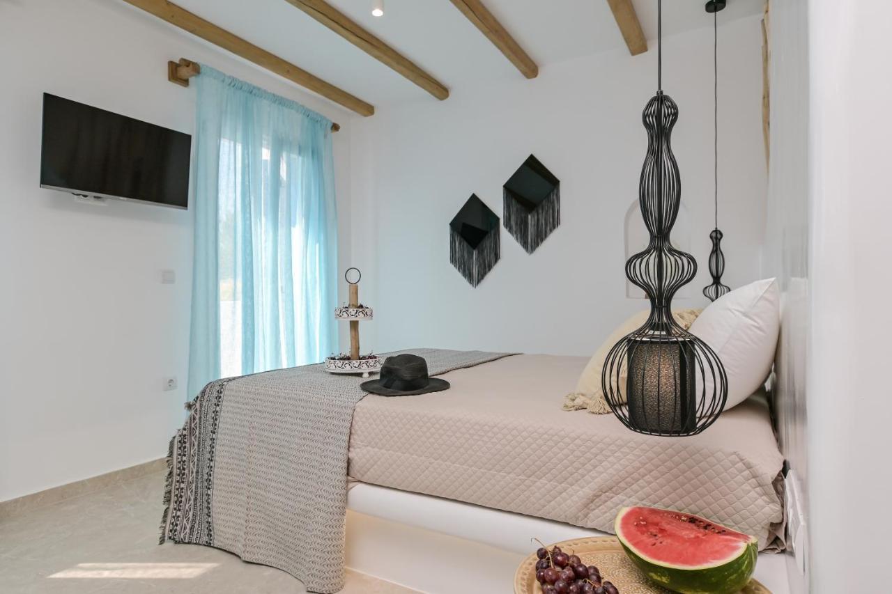 Alykes Studios & Suites Agios Prokopios  Zewnętrze zdjęcie